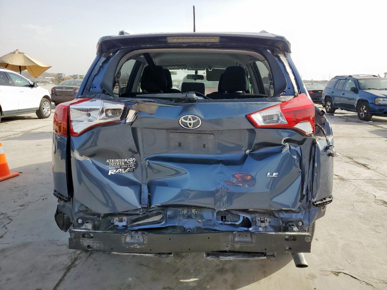 2014 Toyota RAV 4 - Image 6