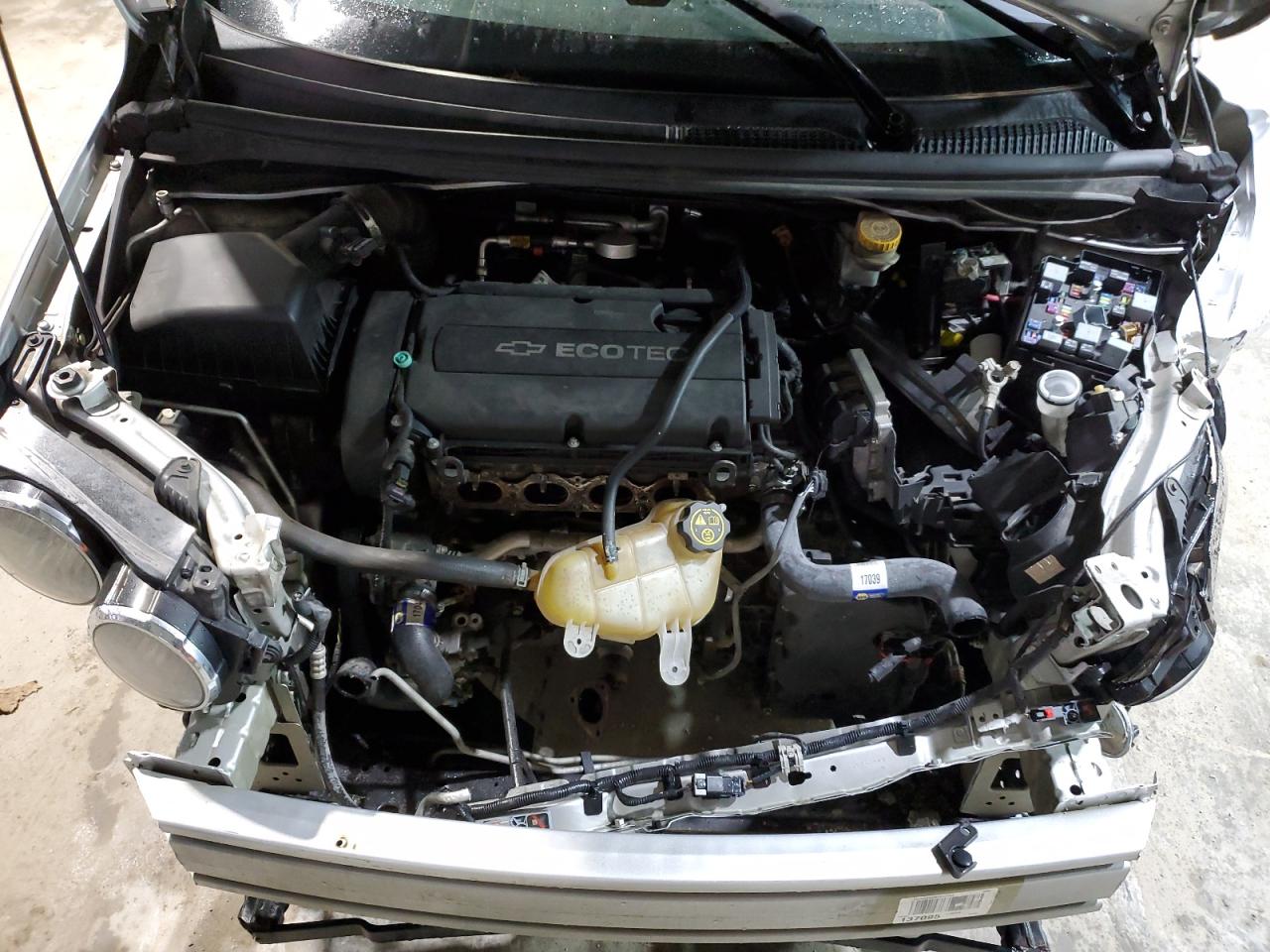 2013 Chevrolet Sonic - Image 12