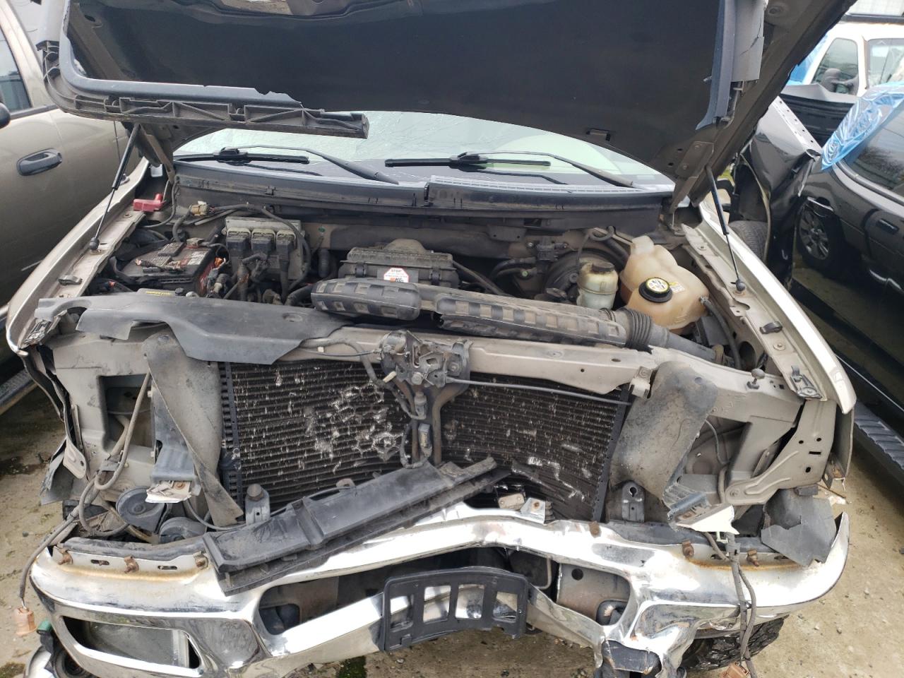 2004 Ford F-150 - Image 11