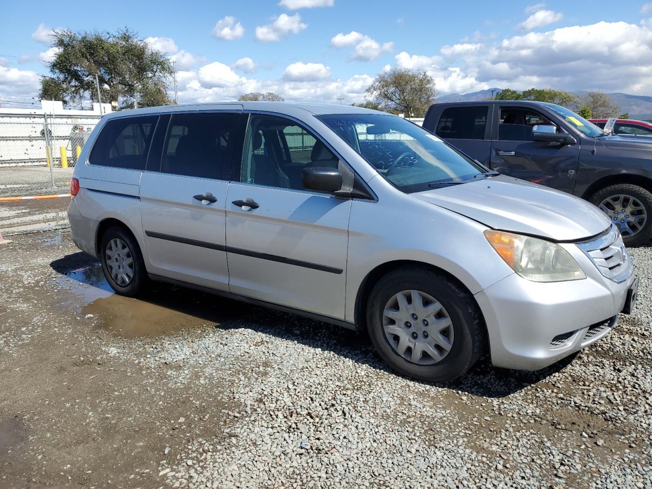 2010 Honda Odyssey - Image 4