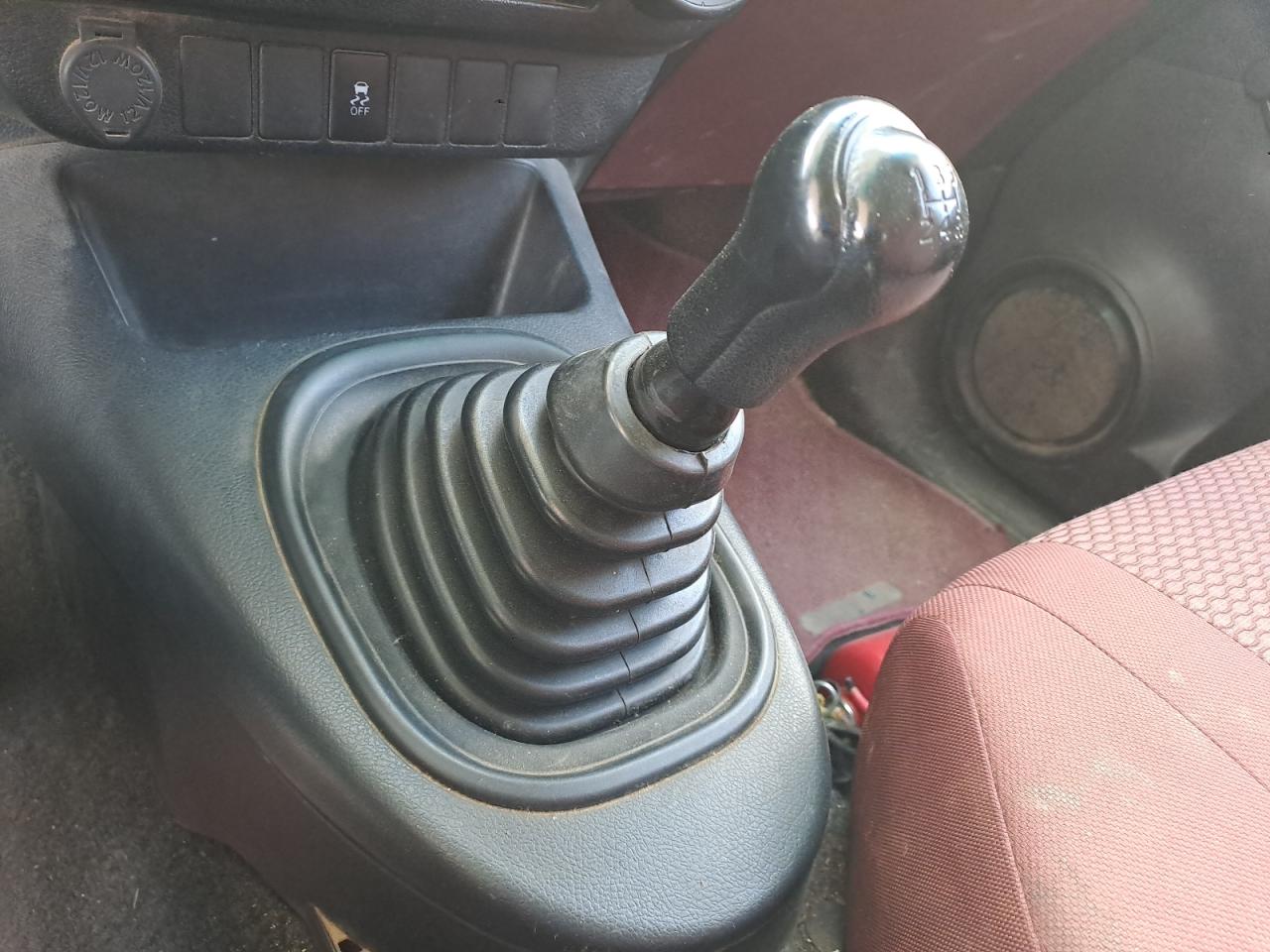 MR0DX9CDXL2640775 - 2015 Toyota Hilux - #48270165