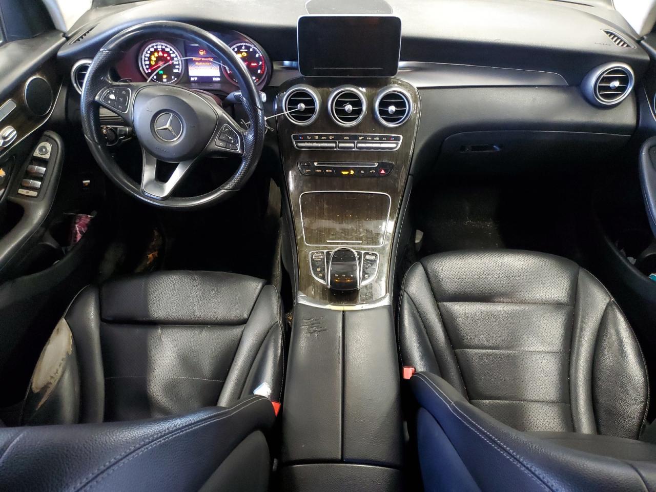 2016 Mercedes-Benz GLC - Image 8