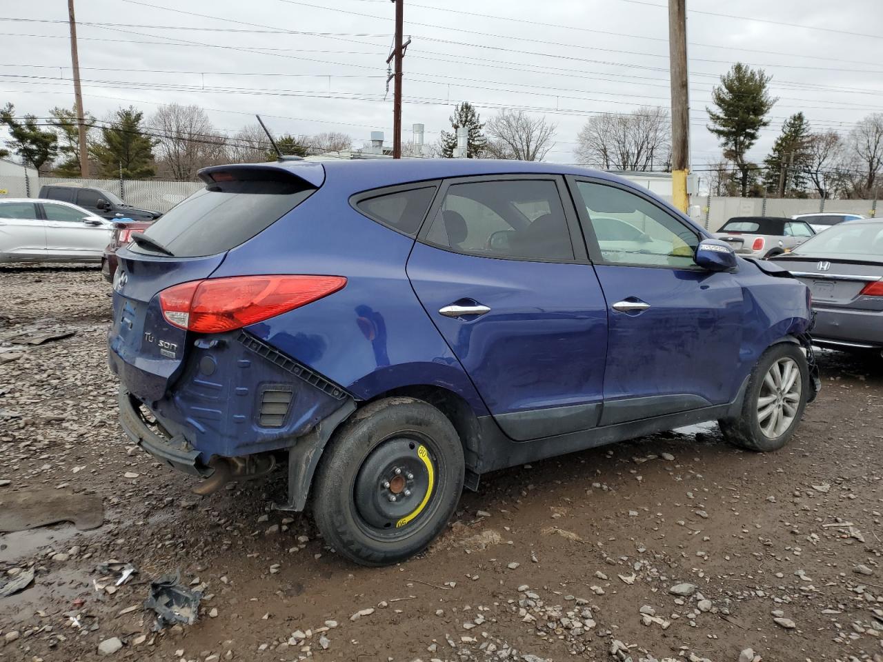 2012 Hyundai Tucson - Image 3