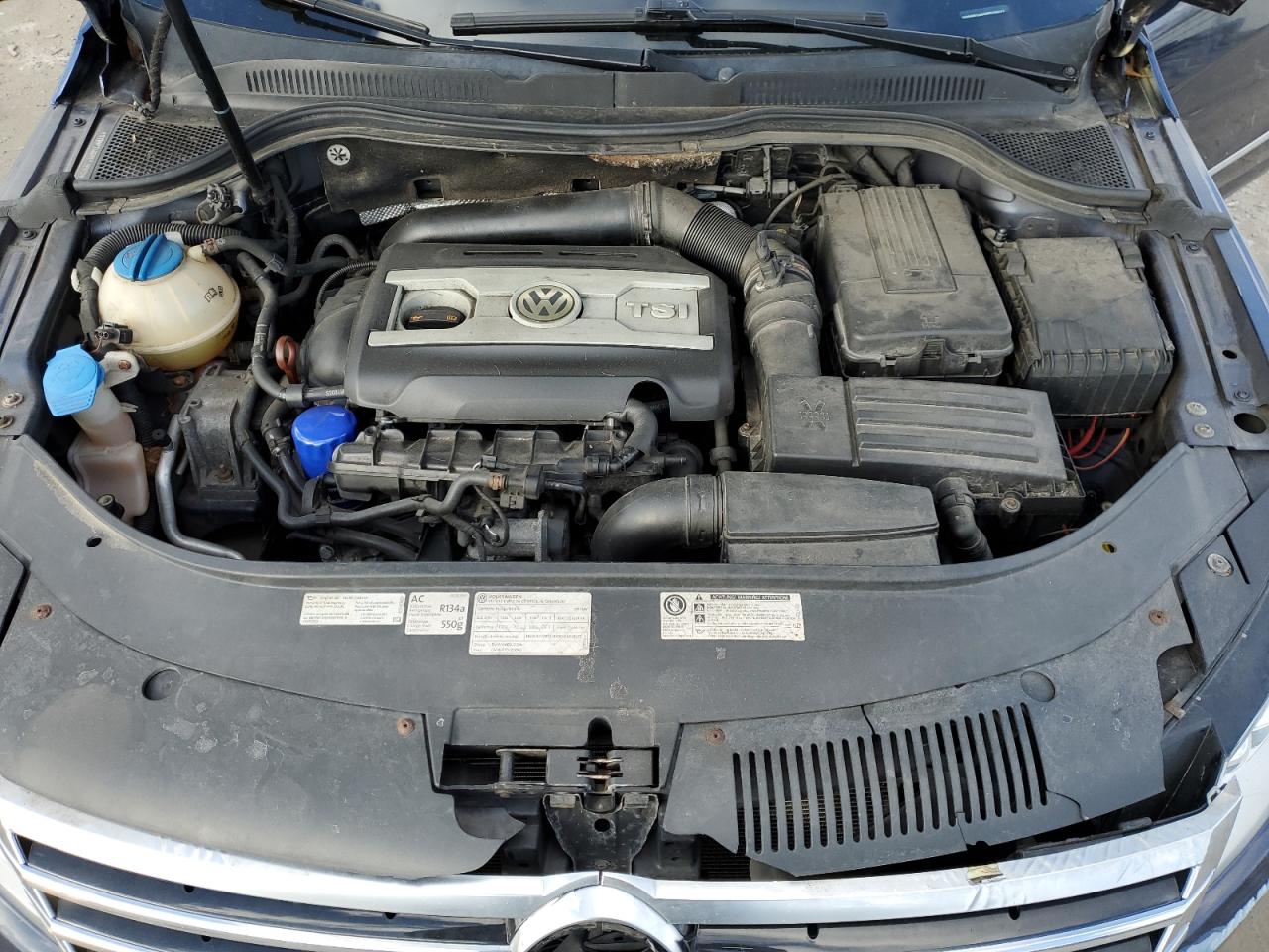 2013 Volkswagen Passat CC - Image 11