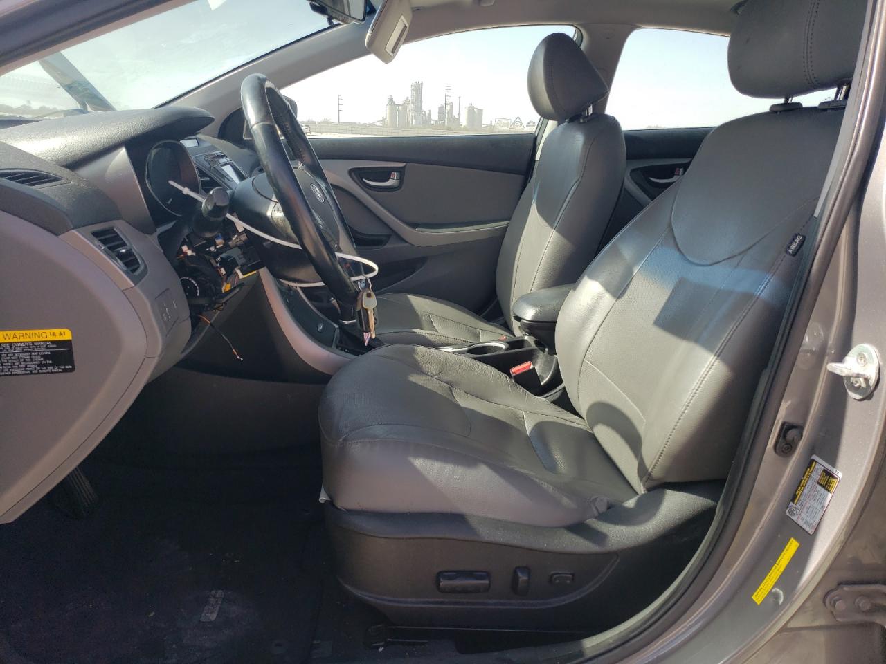 2014 Hyundai Elantra - Image 7