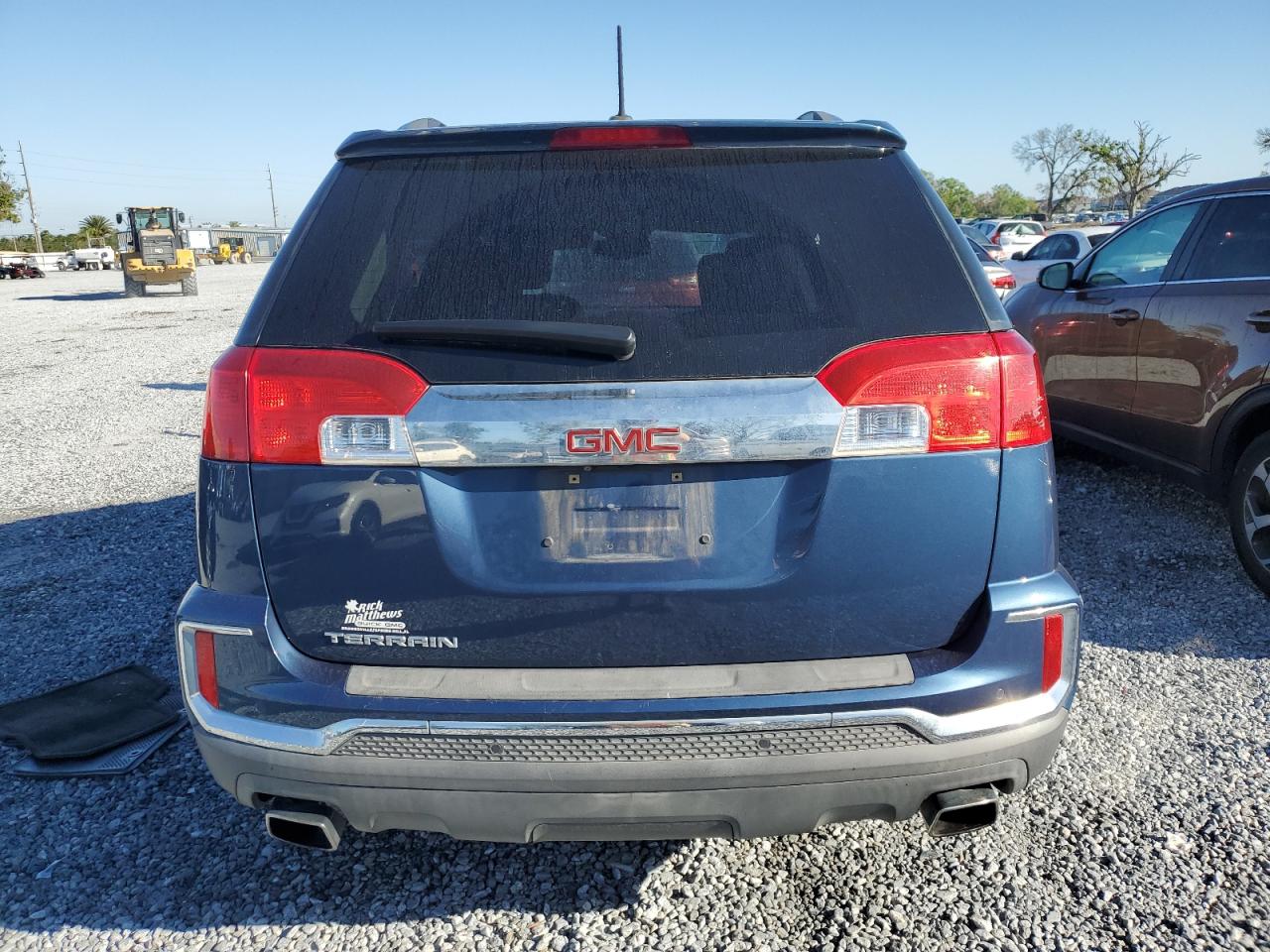 2016 GMC Terrain - Image 6