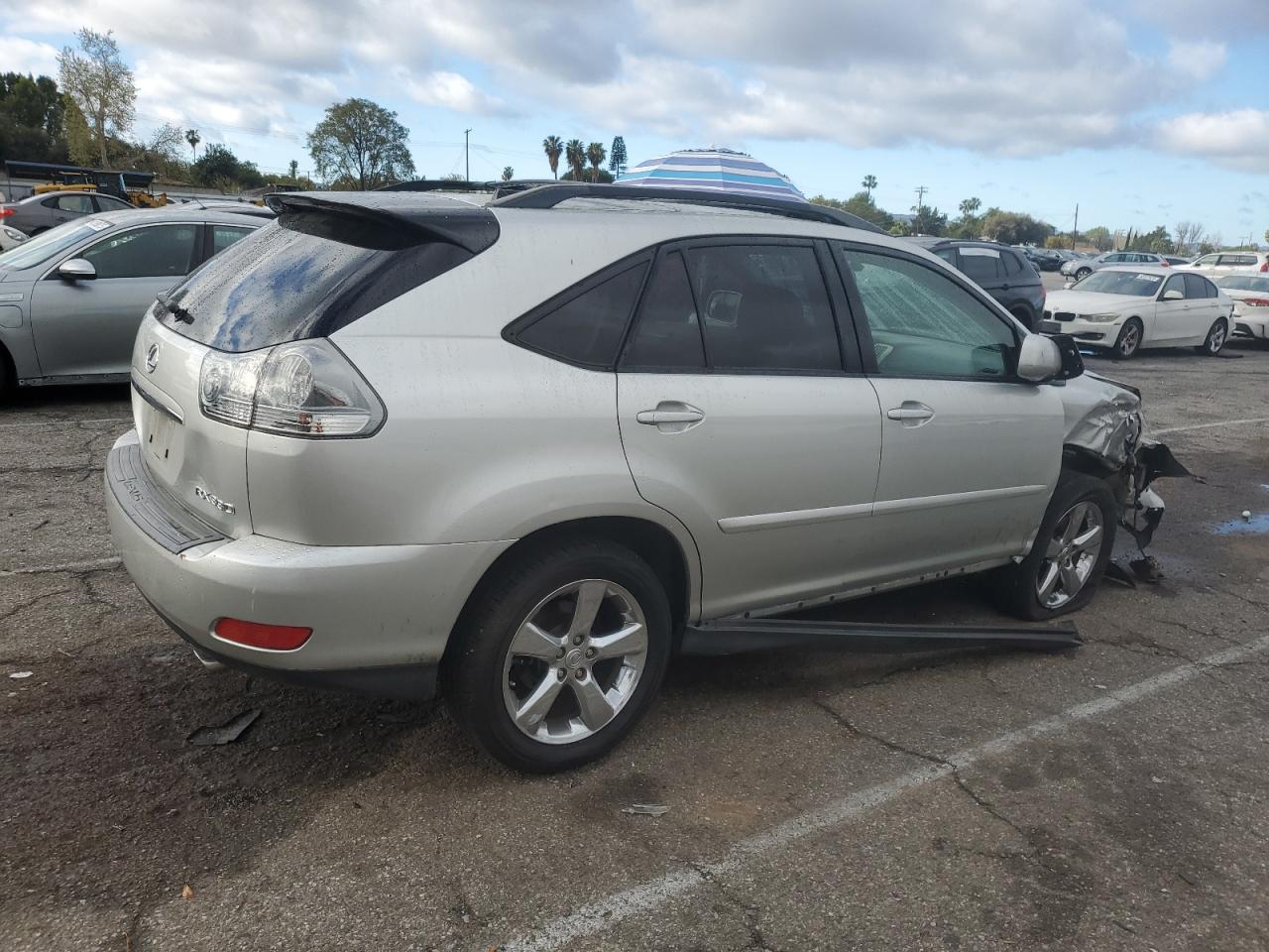 2004 Lexus RX - Image 3