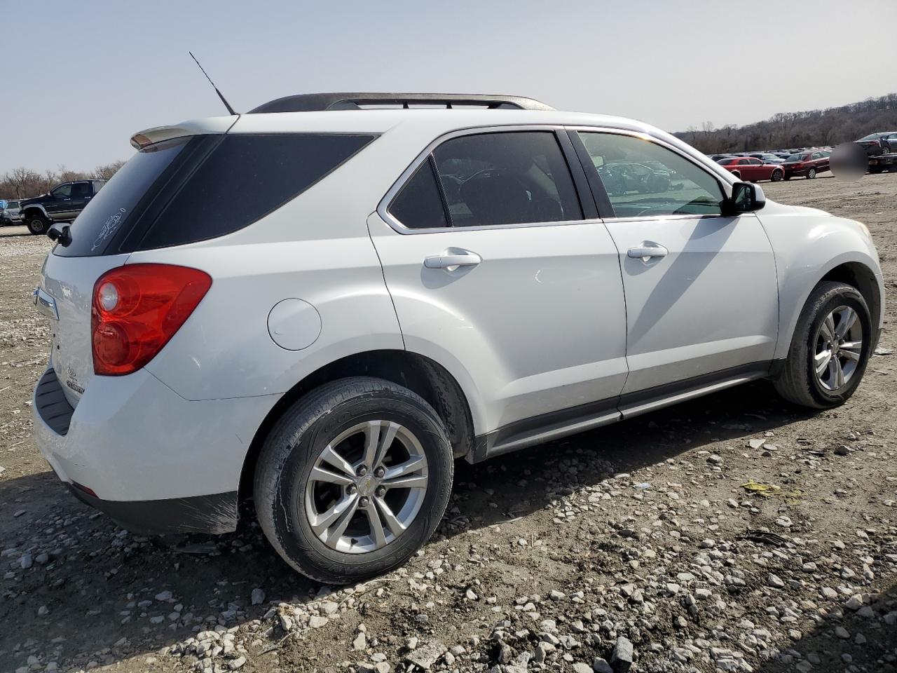 2013 Chevrolet Equinox - Image 3