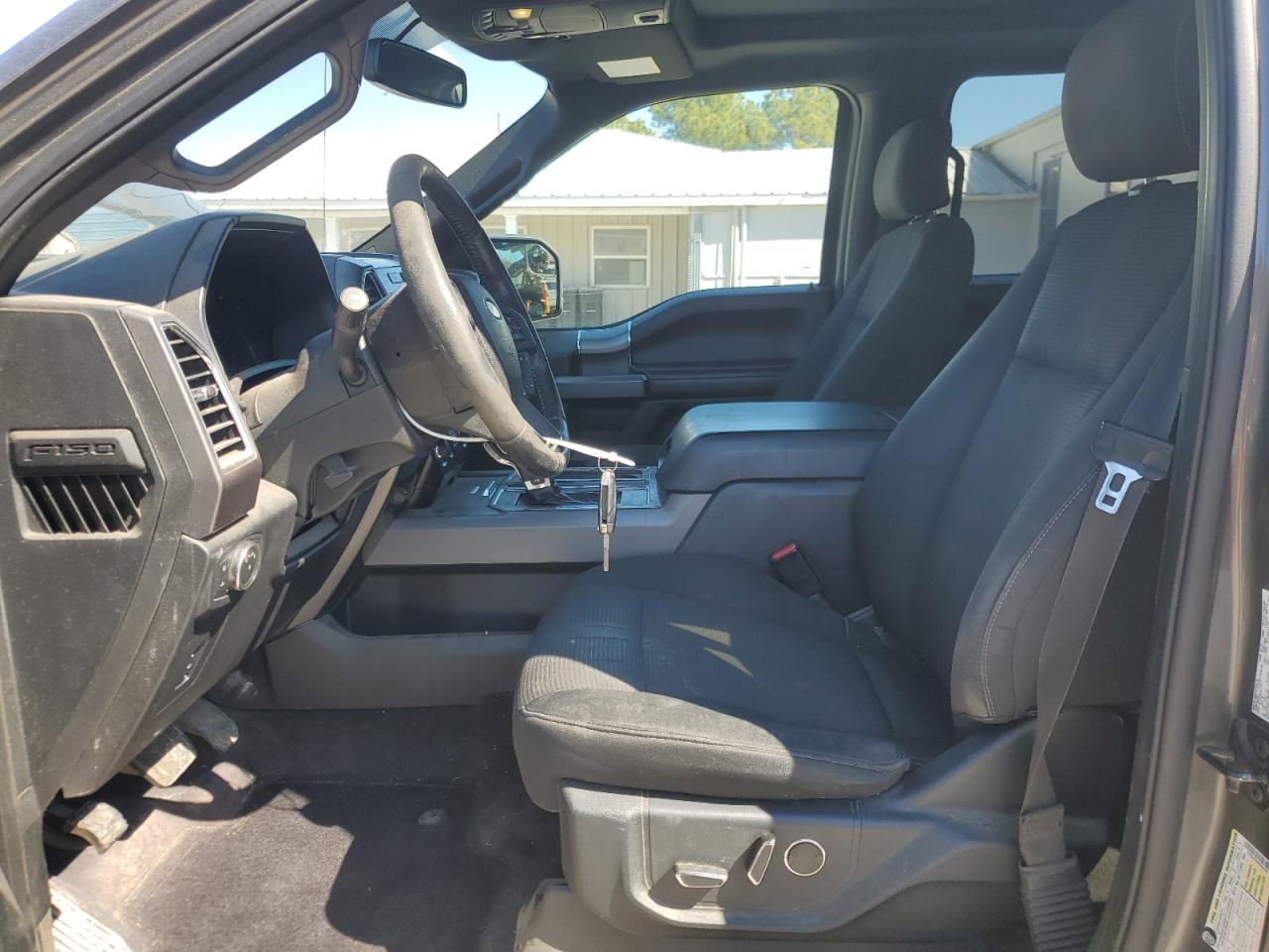2015 Ford F-150 - Image 7