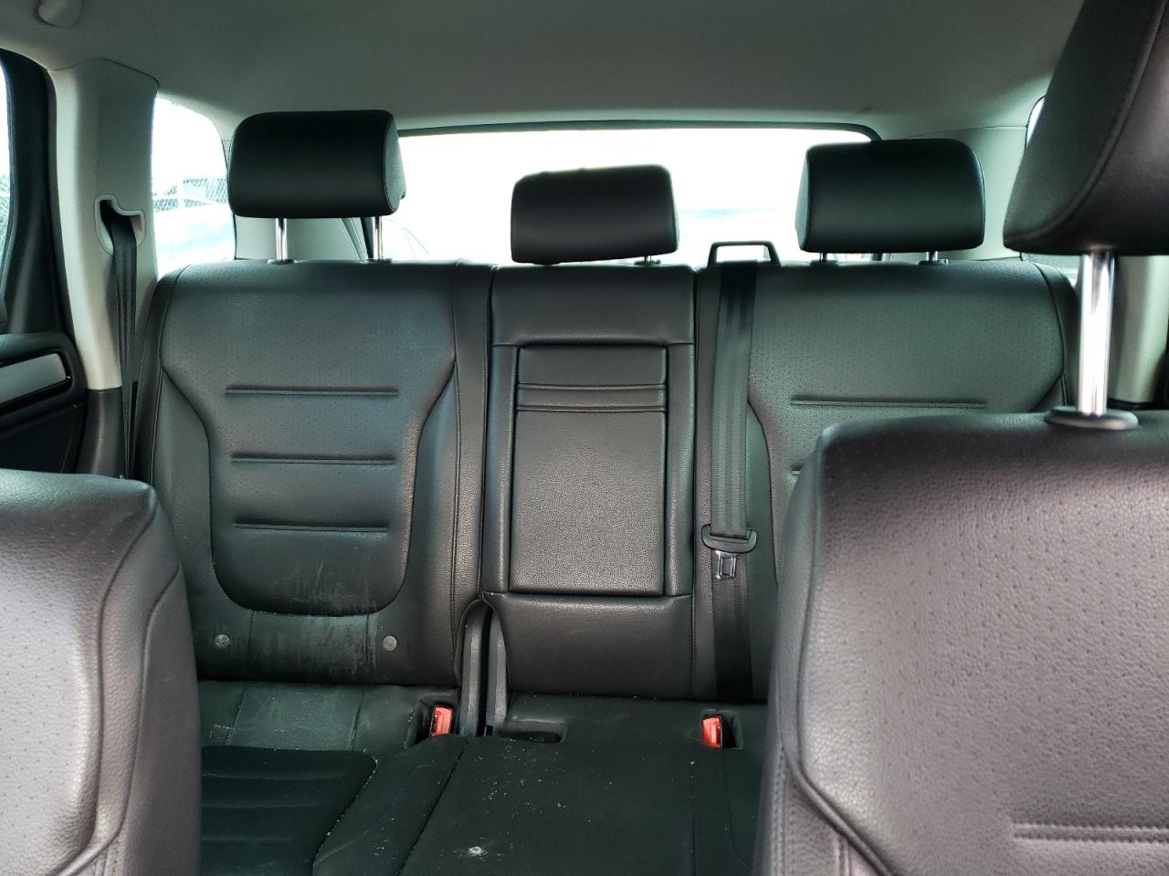 2014 Volkswagen Touareg - Image 10
