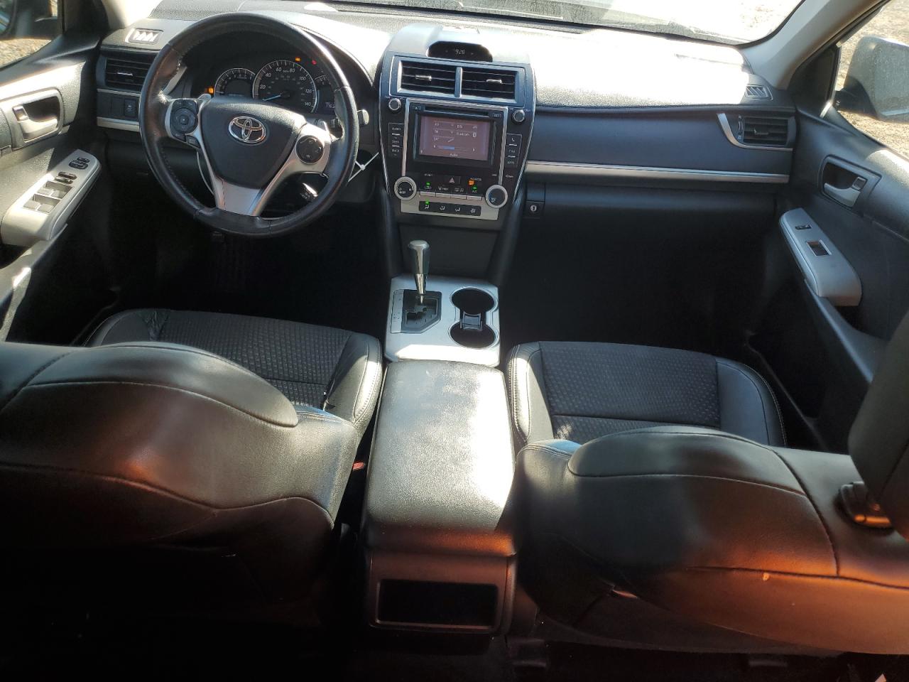 2012 Toyota Camry - Image 8