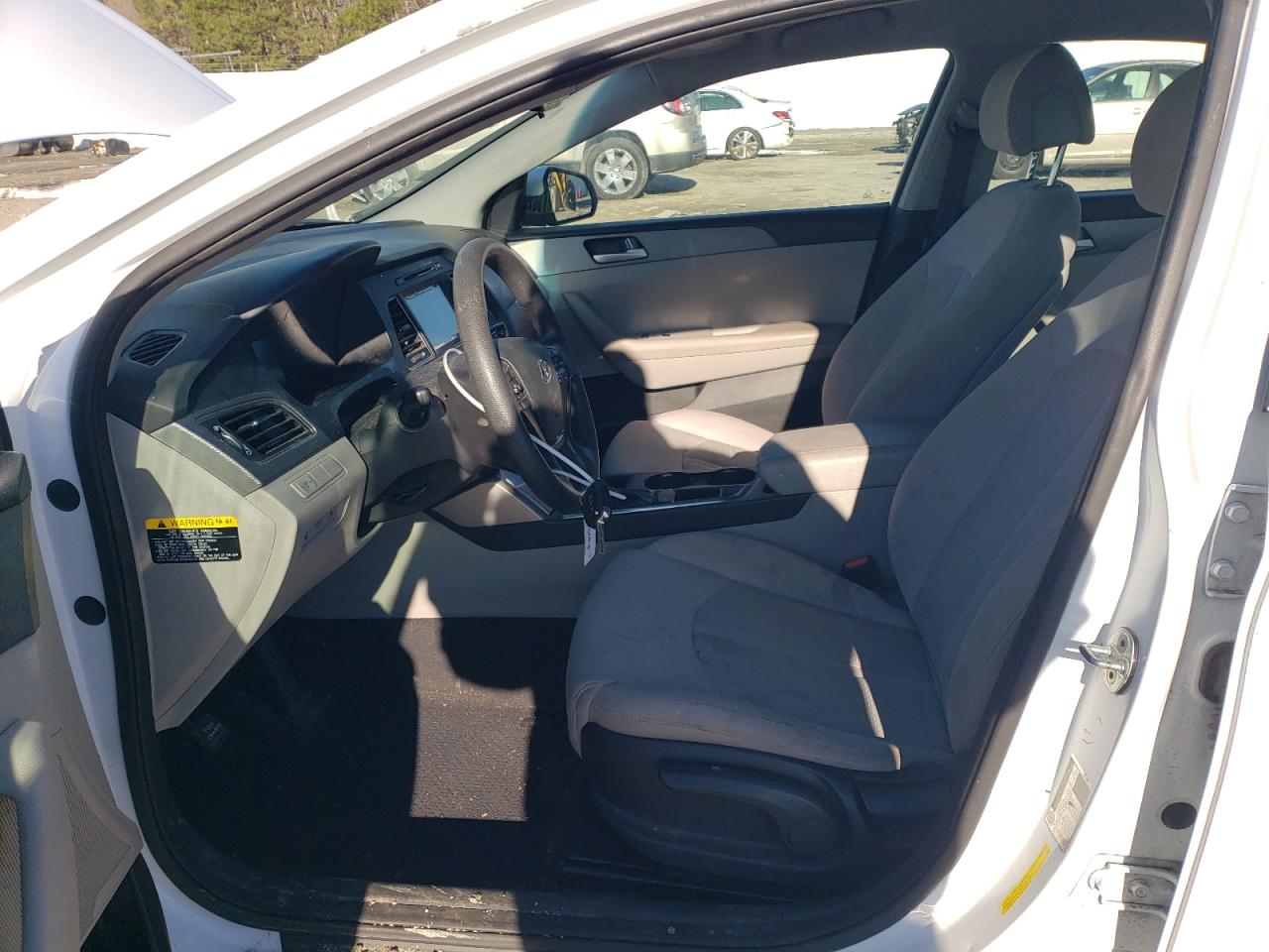 2016 Hyundai Sonata - Image 7
