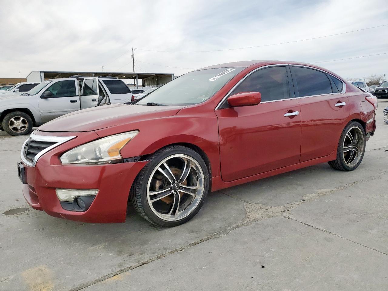 2013 Nissan Altima - Image 1