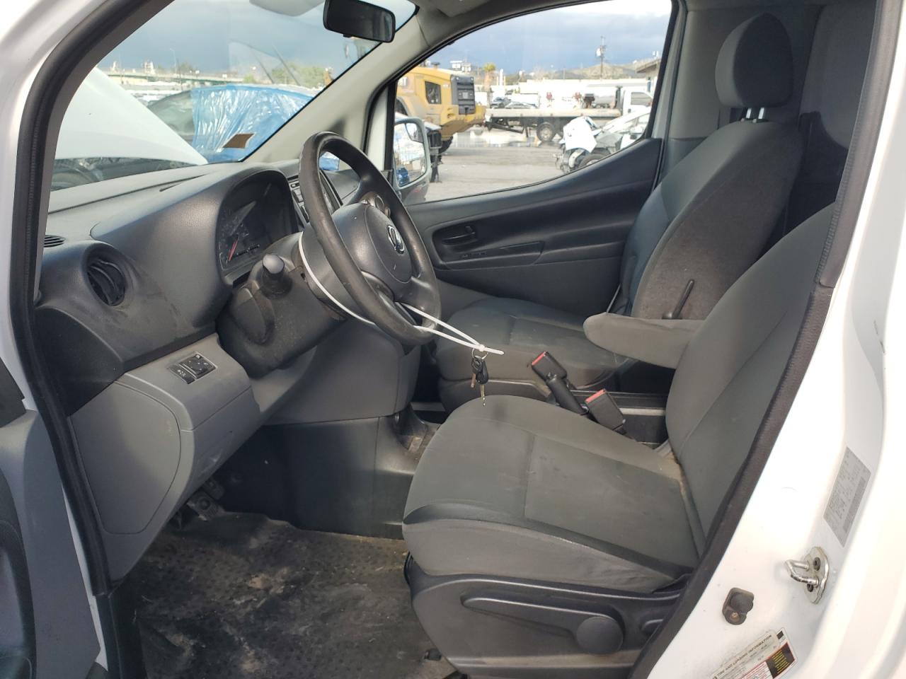 2015 Nissan NV - Image 7