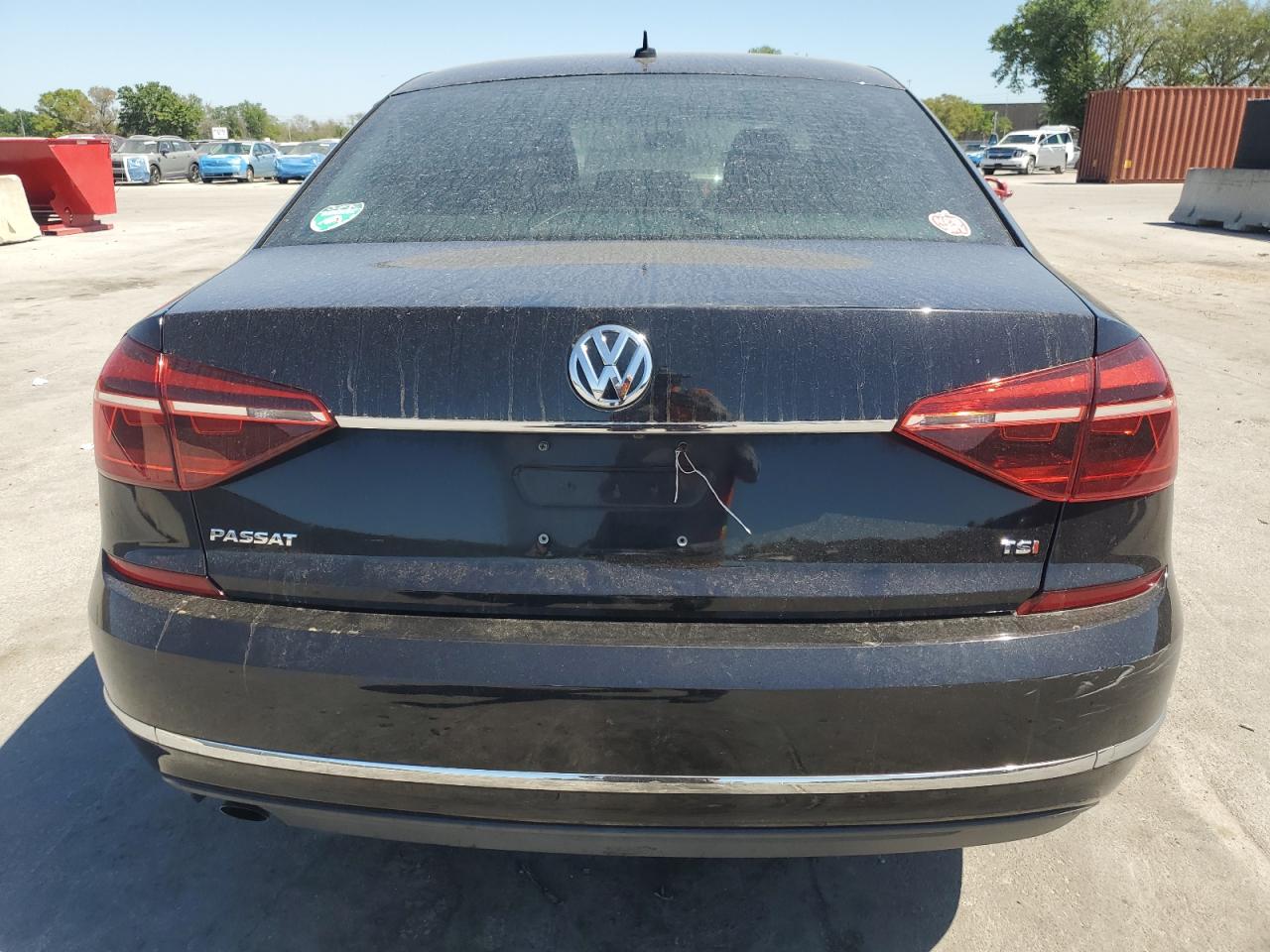 2017 Volkswagen Passat - Image 6