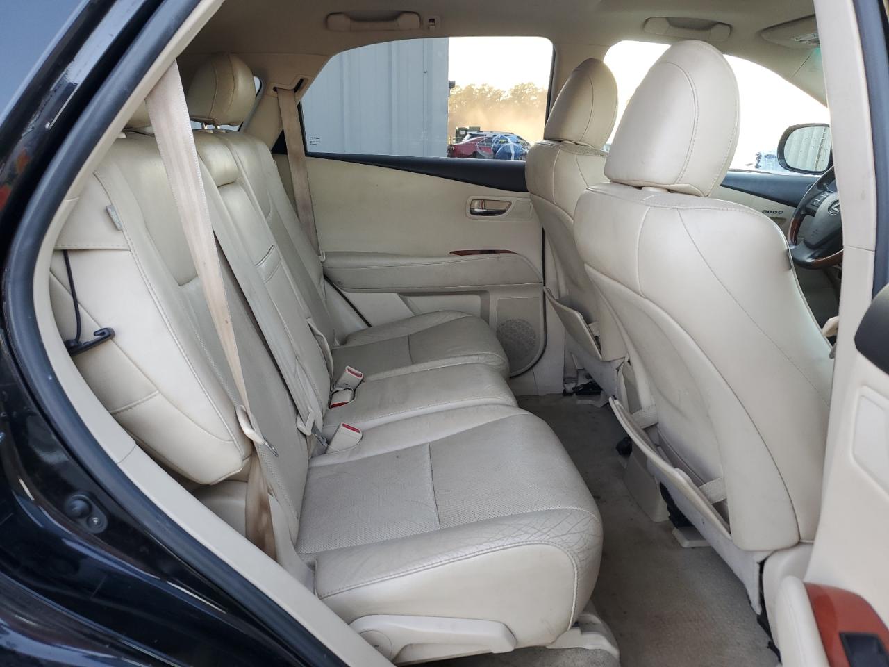 2011 Lexus RX - Image 11