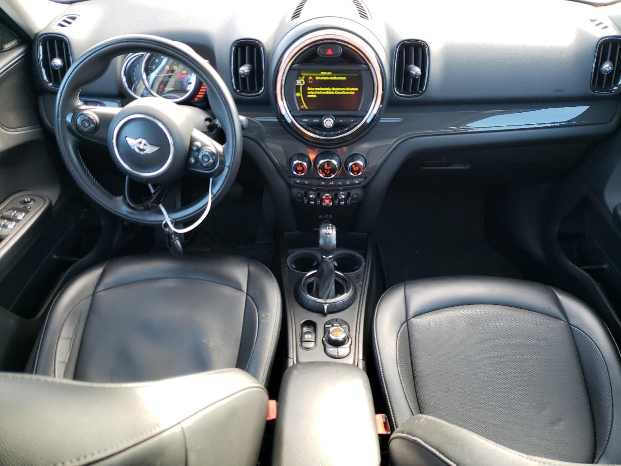 2017 MINI Cooper - Image 8