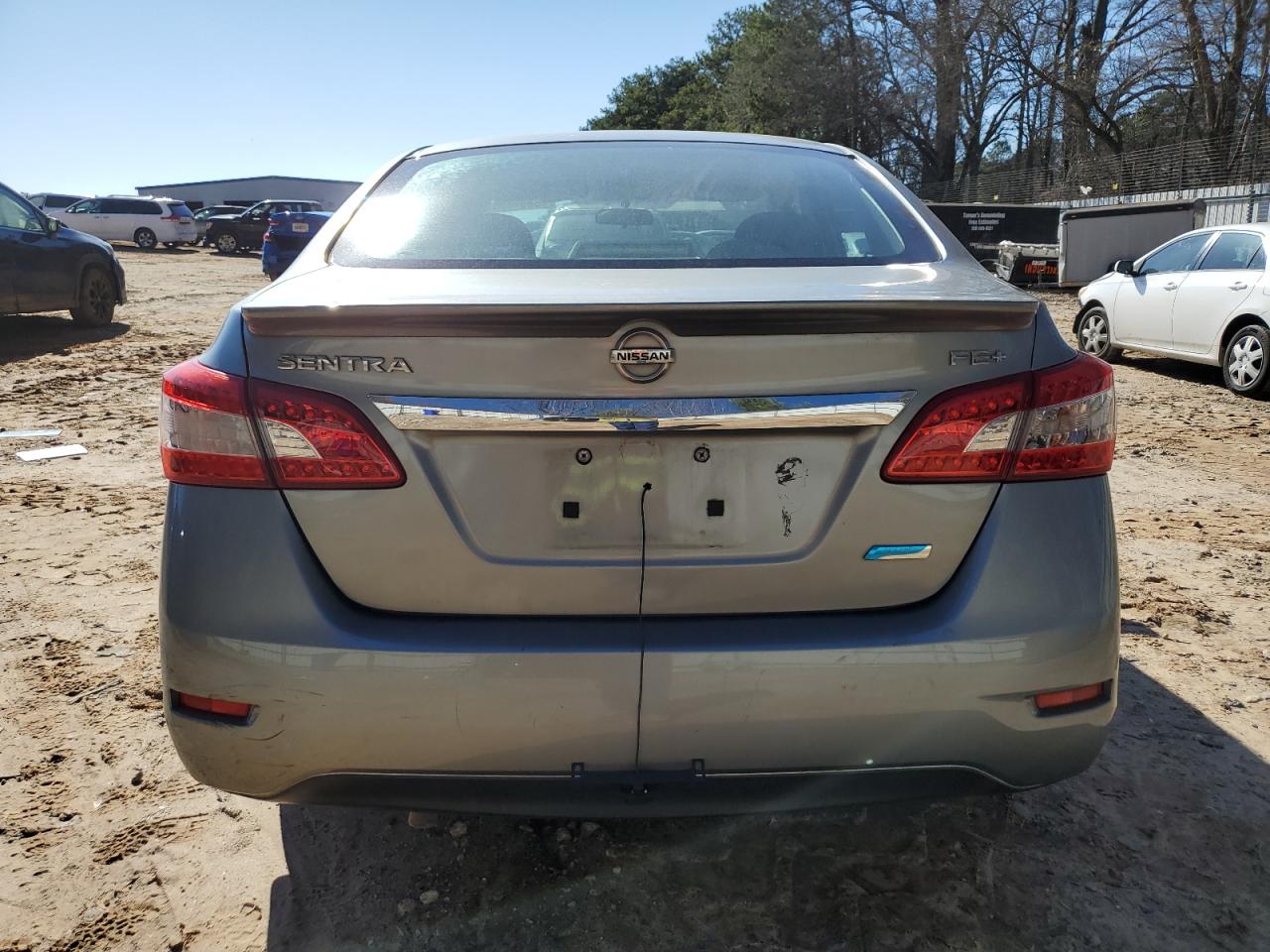 2014 Nissan Sentra - Image 6