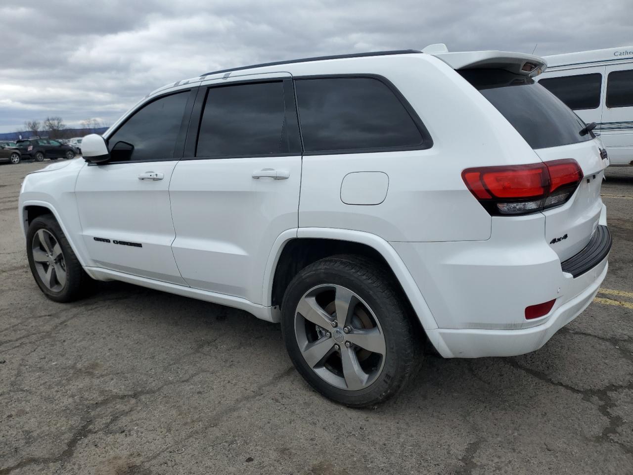 2021 Jeep Grand Cherokee - Image 2