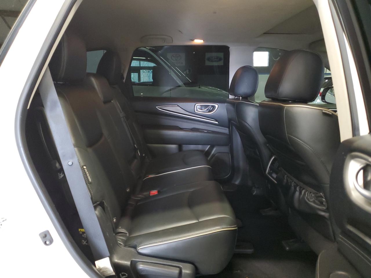 2019 Infiniti QX60 - Image 11