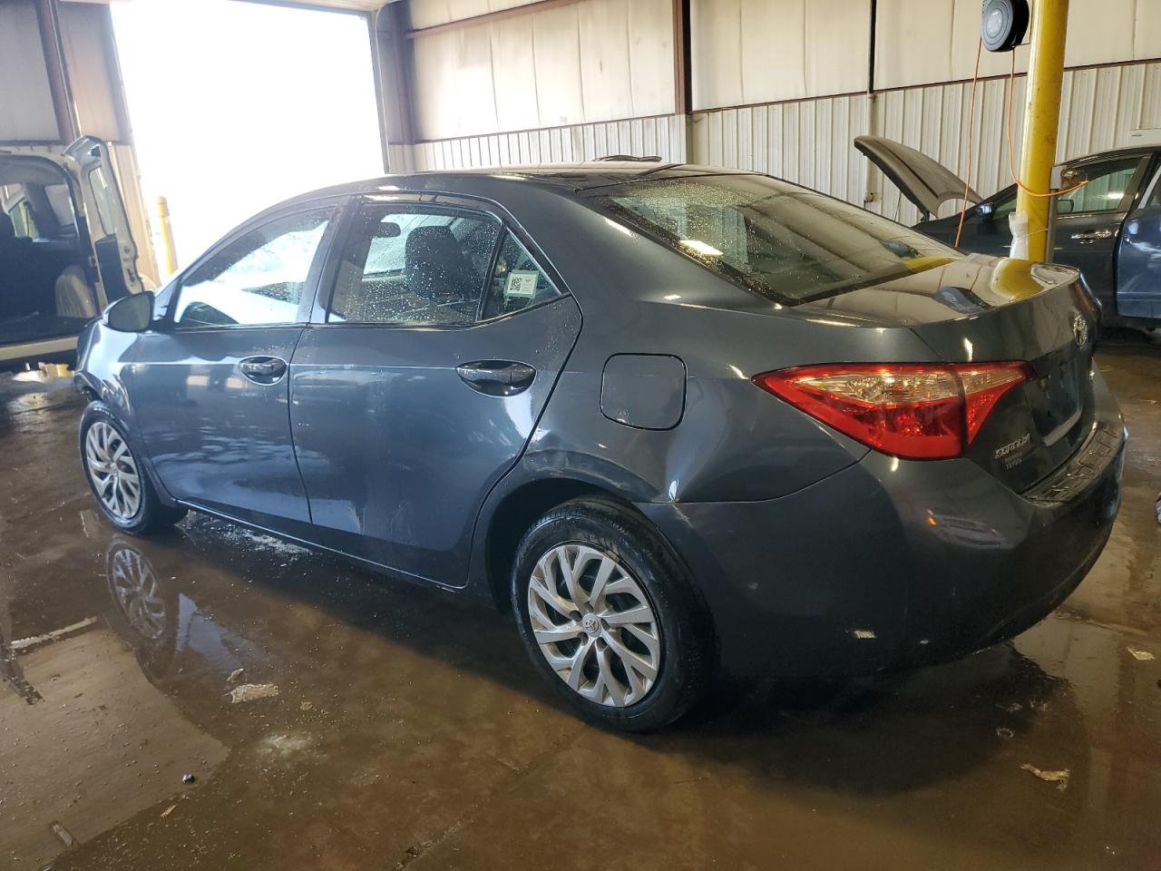 2018 Toyota Corolla - Image 2