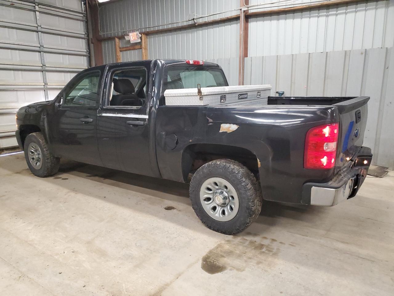 2010 Chevrolet Silverado - Image 2