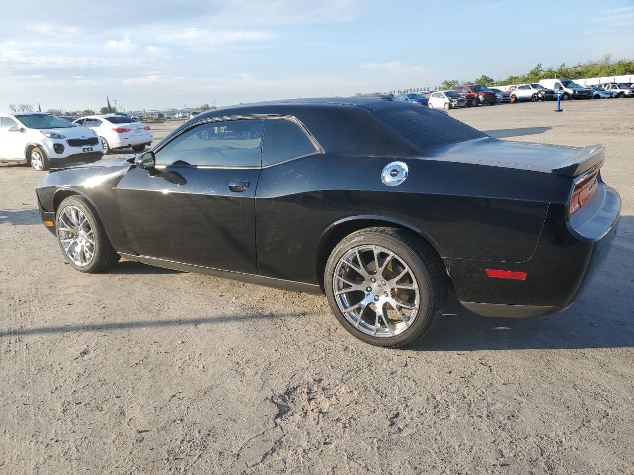 2012 Dodge Challenger - Image 2