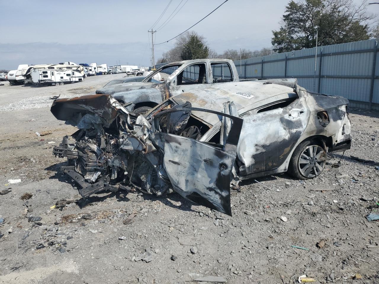 2020 Nissan Versa Sv de vânzare în Lebanon, TN - Burn