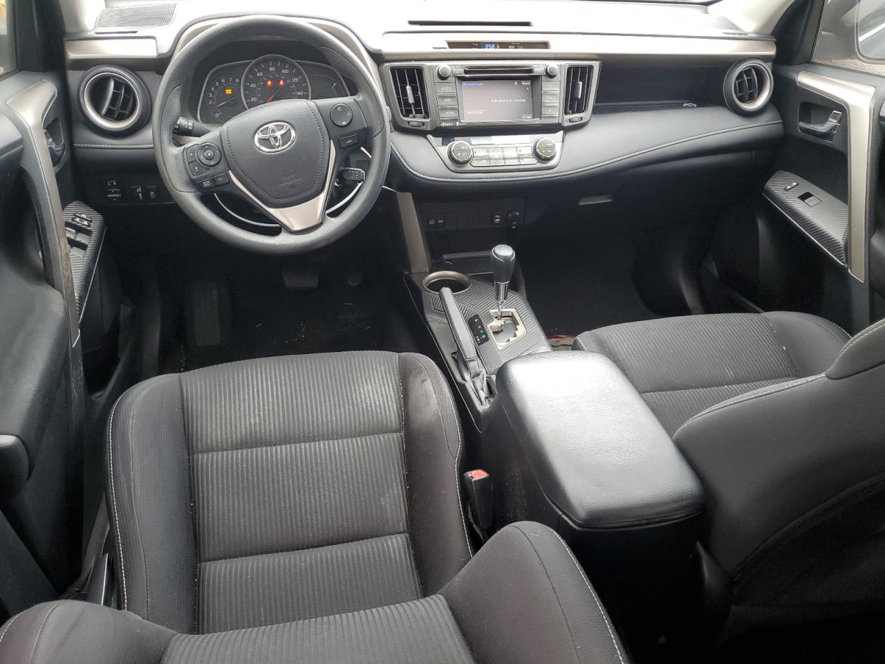 2014 Toyota RAV 4 - Image 8