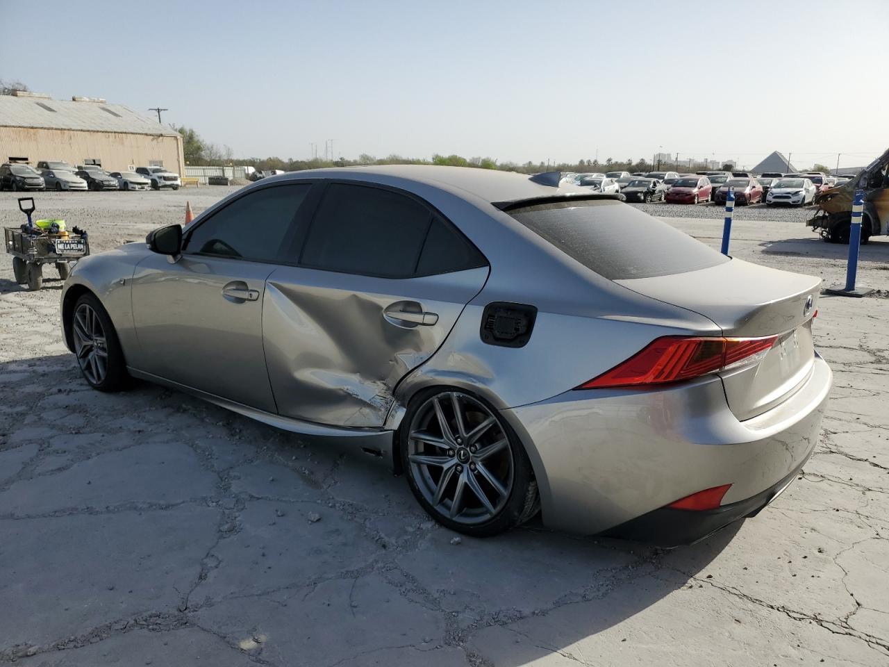 2017 Lexus IS - Image 2