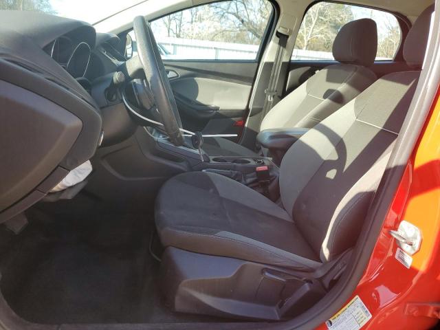  FORD FOCUS 2014 Czerwony