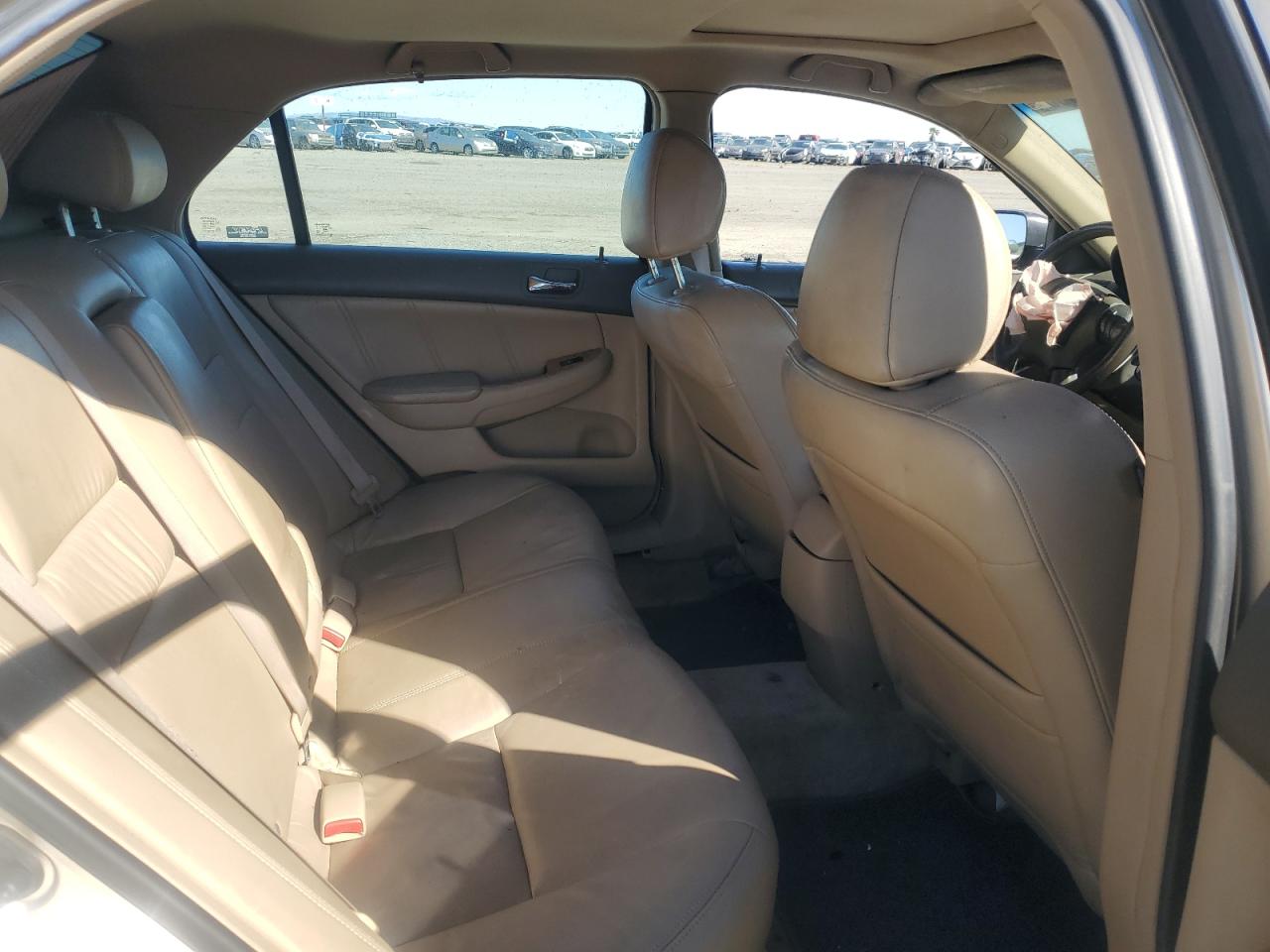 2004 Honda Accord - Image 10