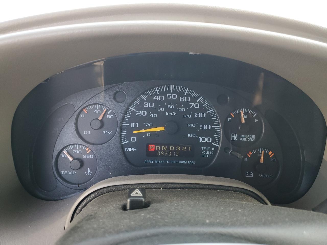 2001 GMC Safari - Image 9