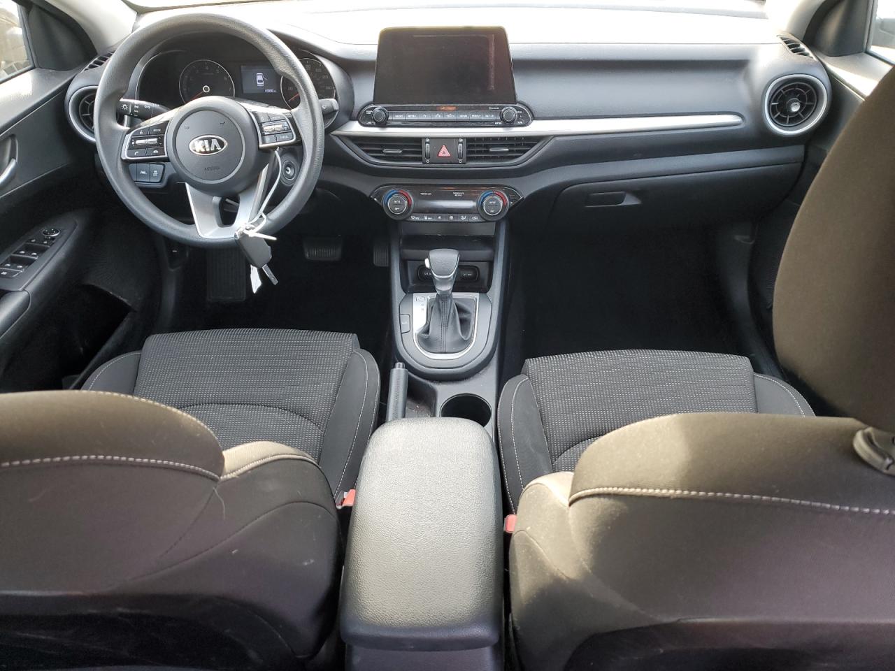 2019 Kia Forte - Image 8