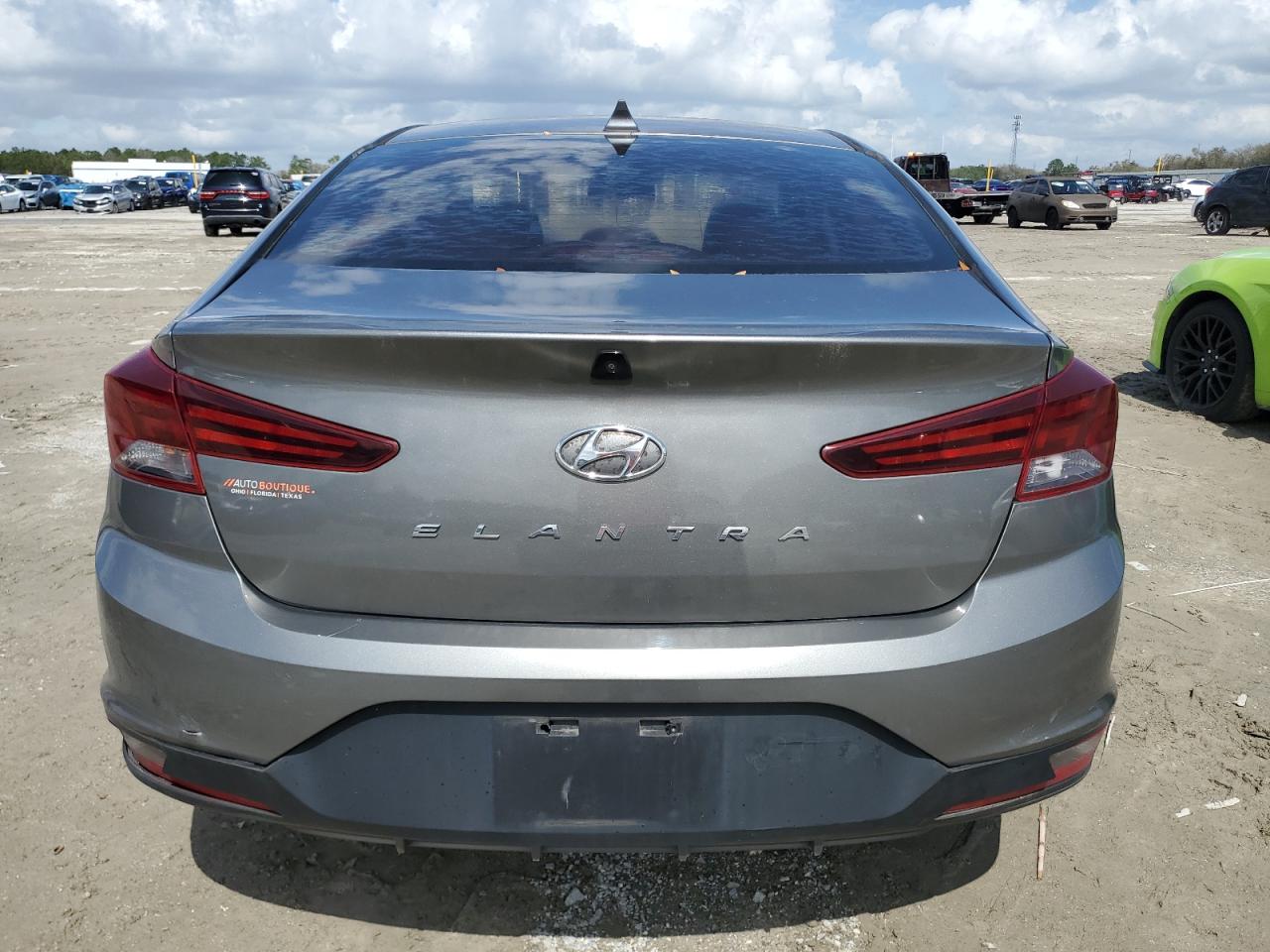 2020 Hyundai Elantra - Image 6