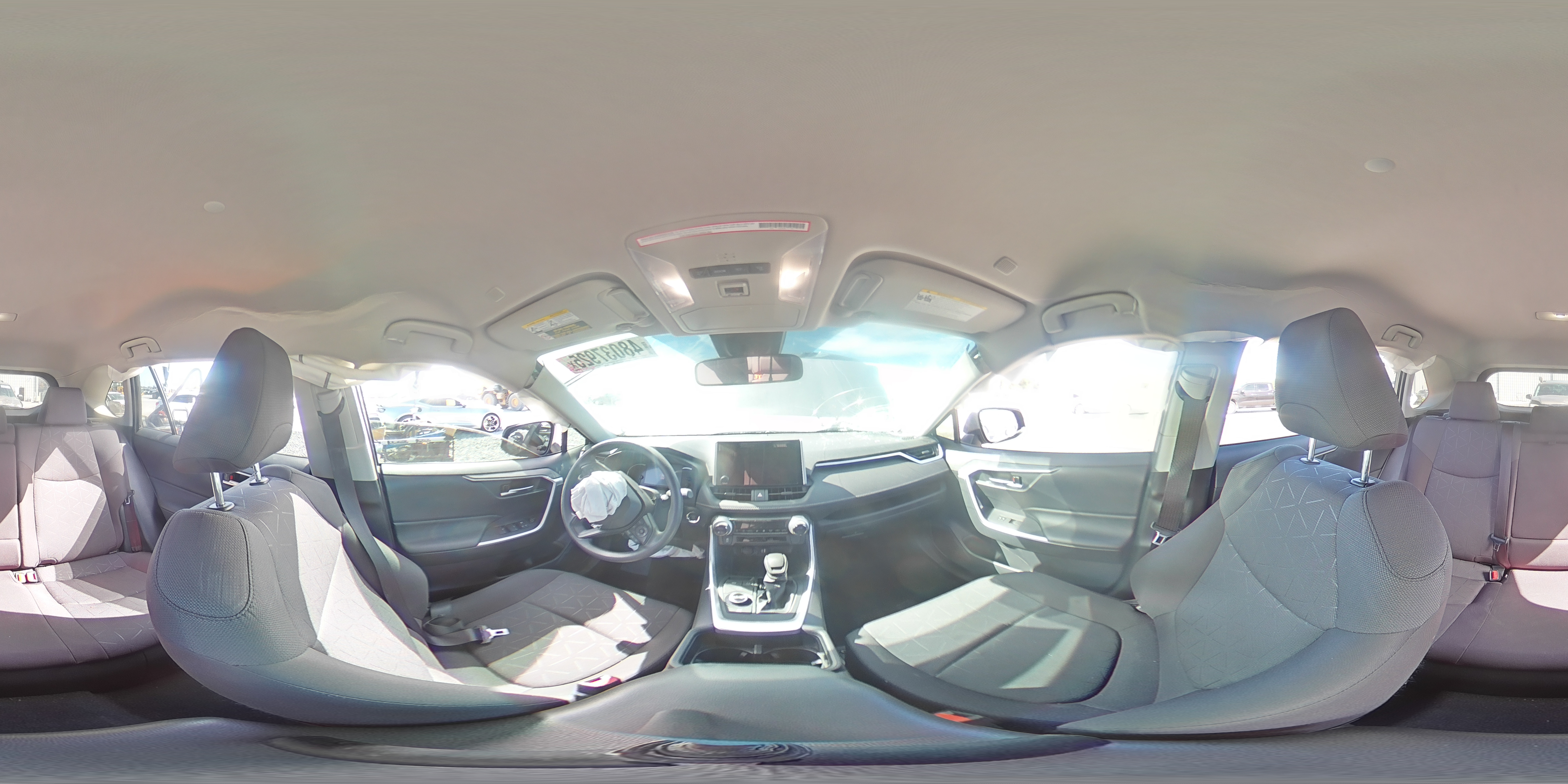 2024 Toyota RAV 4 - Image 13