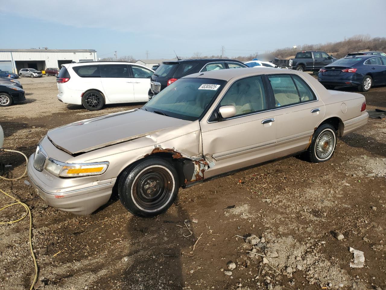 1997 Mercury Grand Marquis Gs zu verkaufen in Chicago Heights, IL - Side