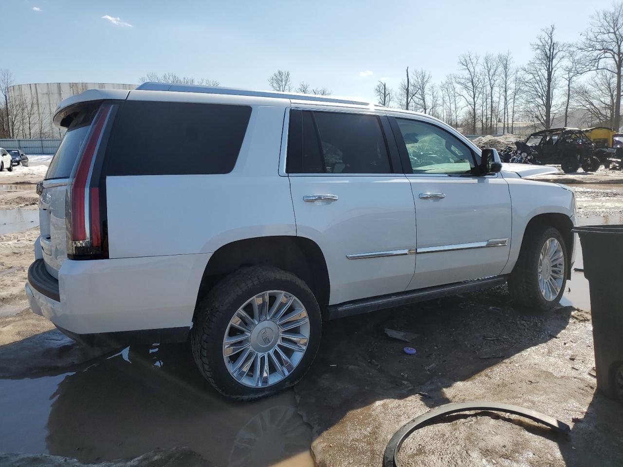 2016 Cadillac Escalade - Image 3