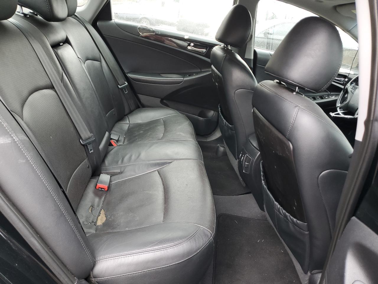 2014 Hyundai Sonata - Image 10