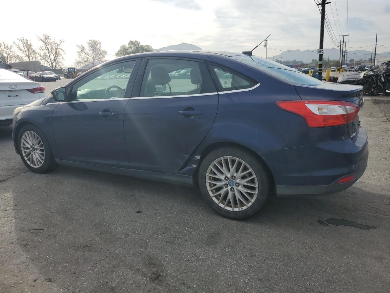 2012 Ford Focus - Image 2