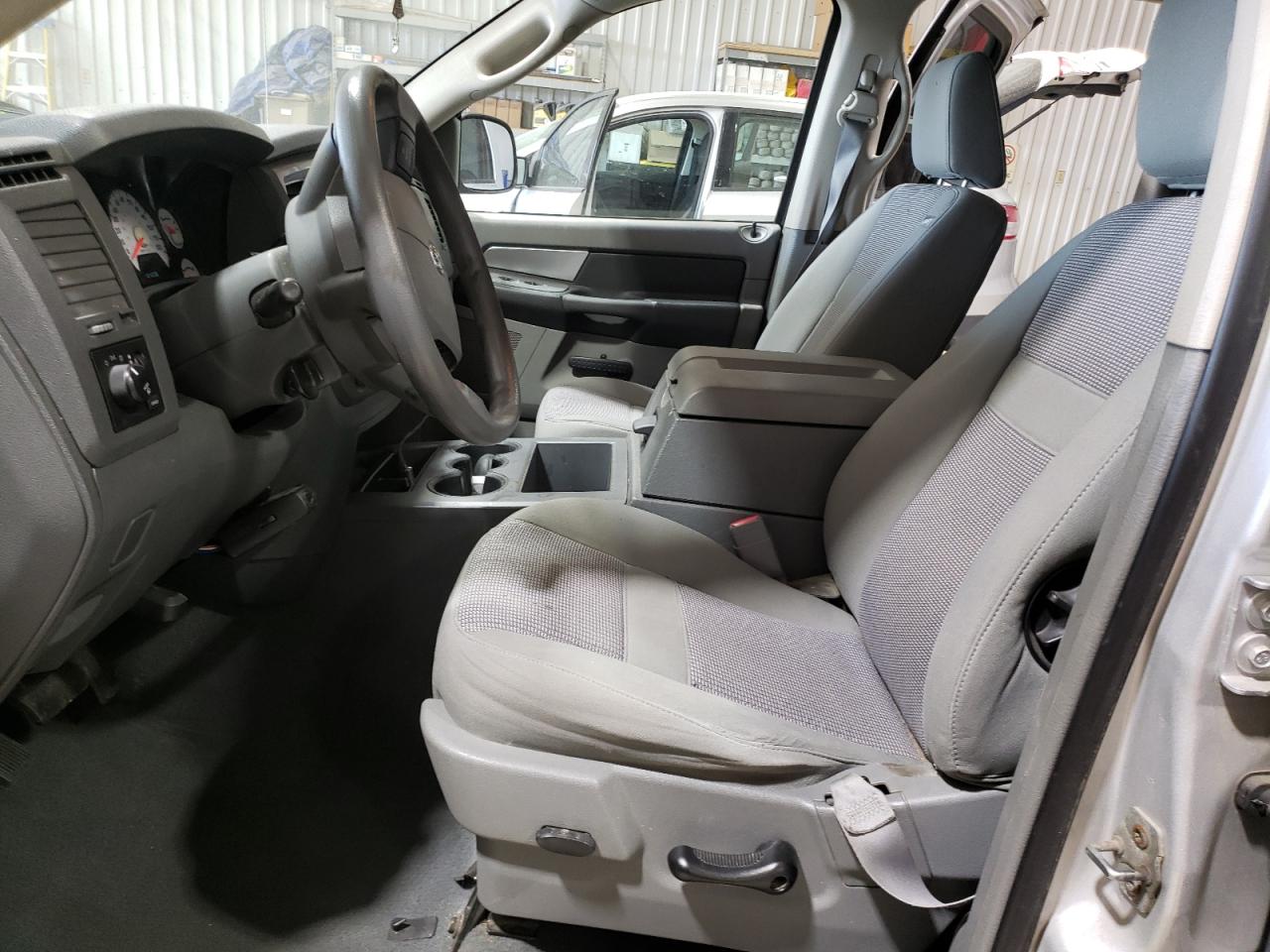 2008 Dodge RAM - Image 7
