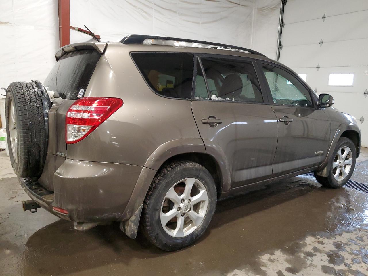 2009 Toyota RAV 4 - Image 3