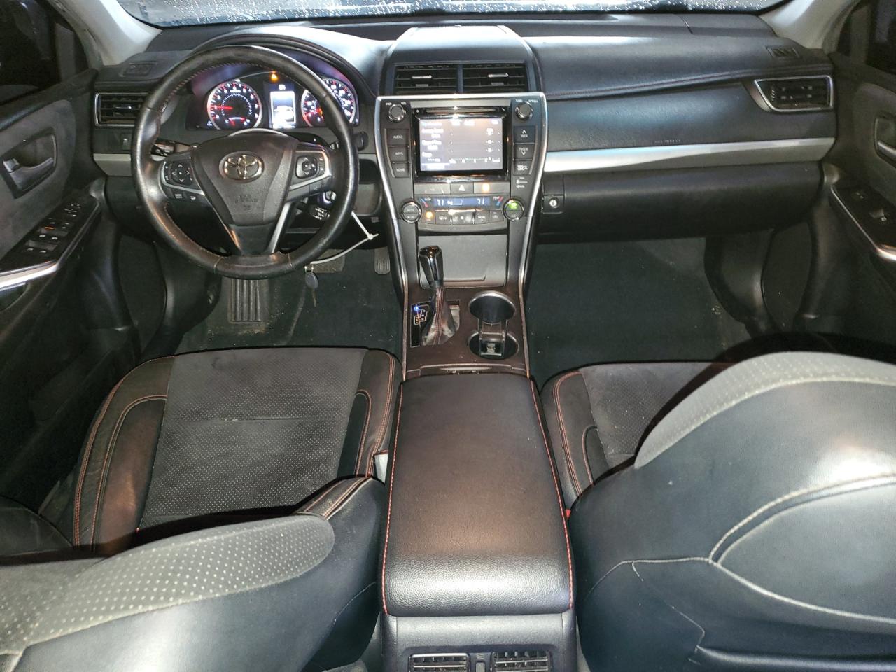 2015 Toyota Camry - Image 8