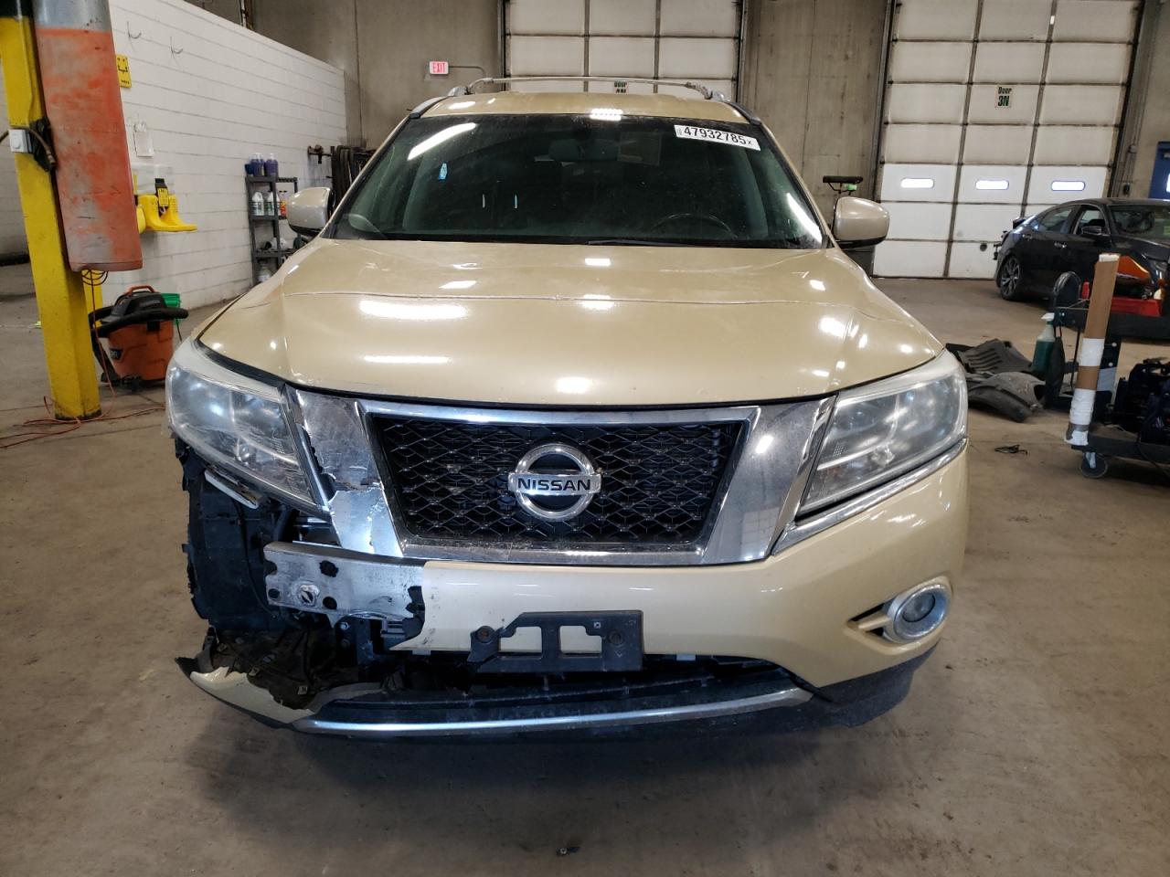 2013 Nissan Pathfinder - Image 5