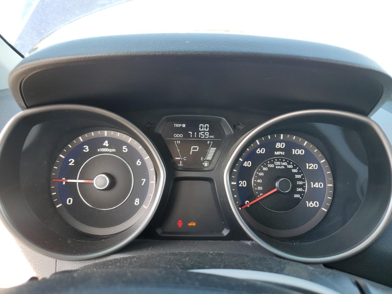 2012 Hyundai Elantra - Image 9