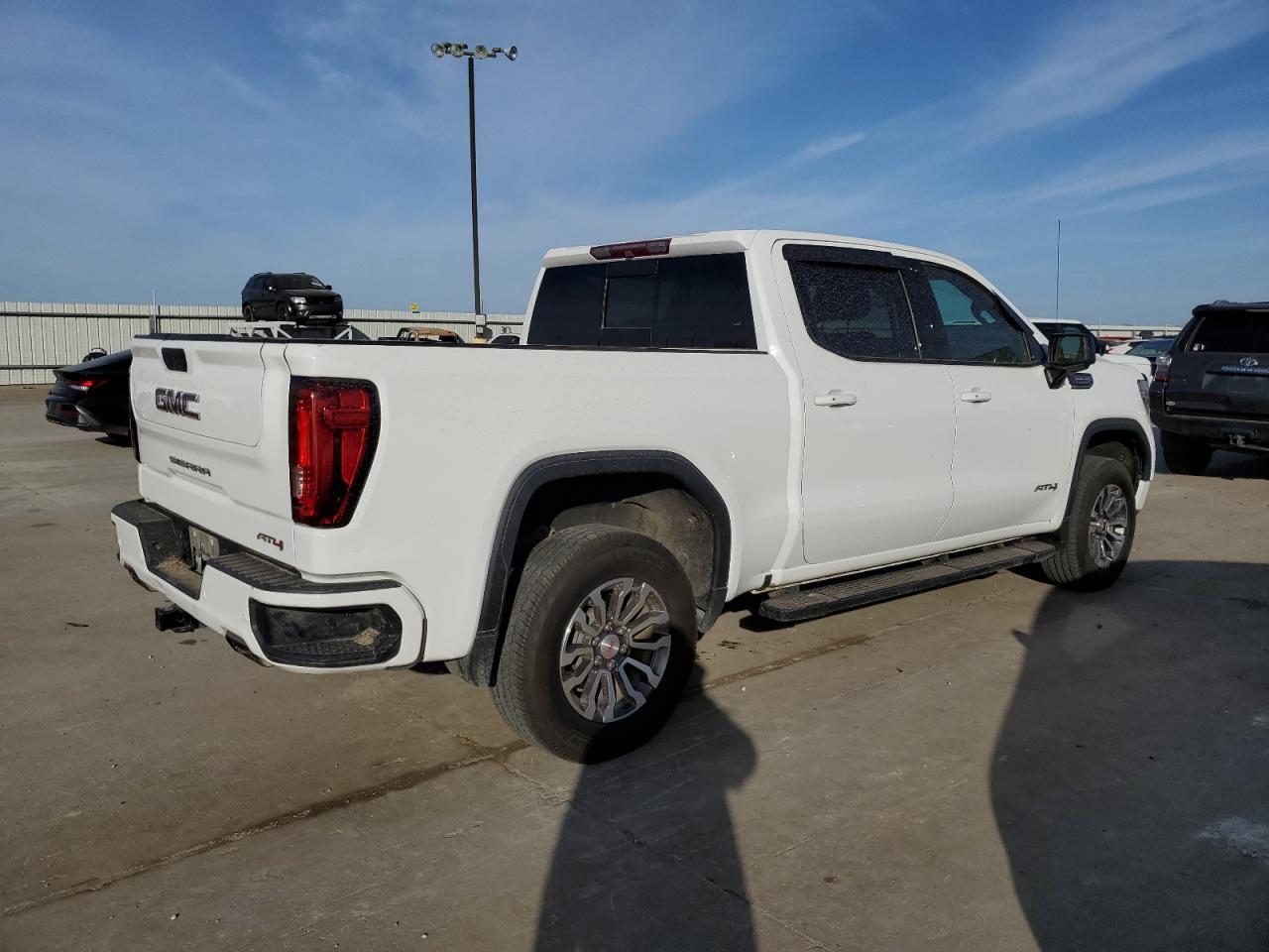 2019 GMC Sierra - Image 3