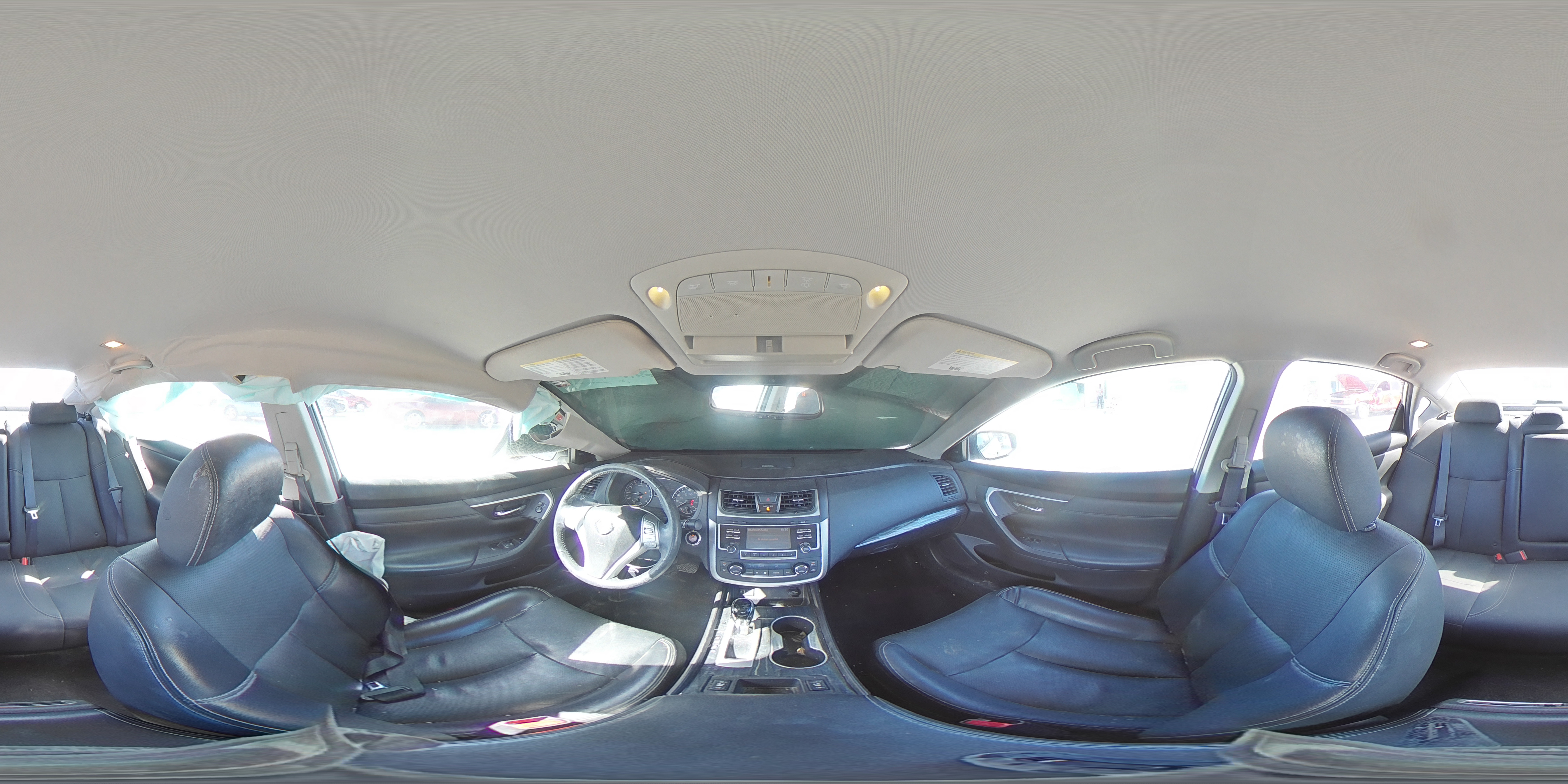 2016 Nissan Altima - Image 13