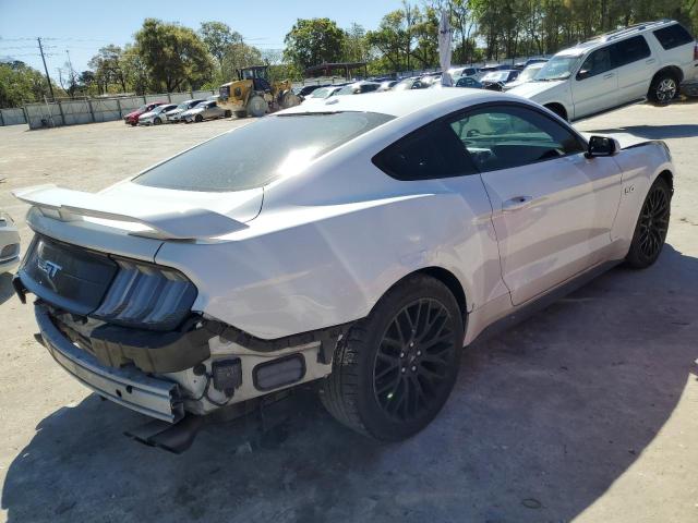  FORD MUSTANG 2019 Белый