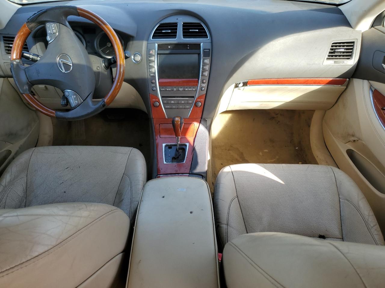 2012 Lexus ES - Image 8