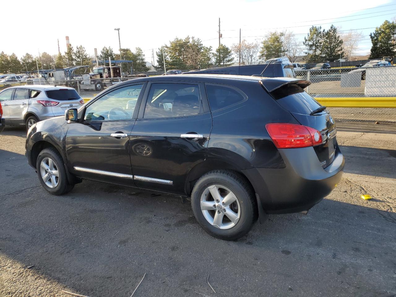 2013 Nissan Rogue - Image 2